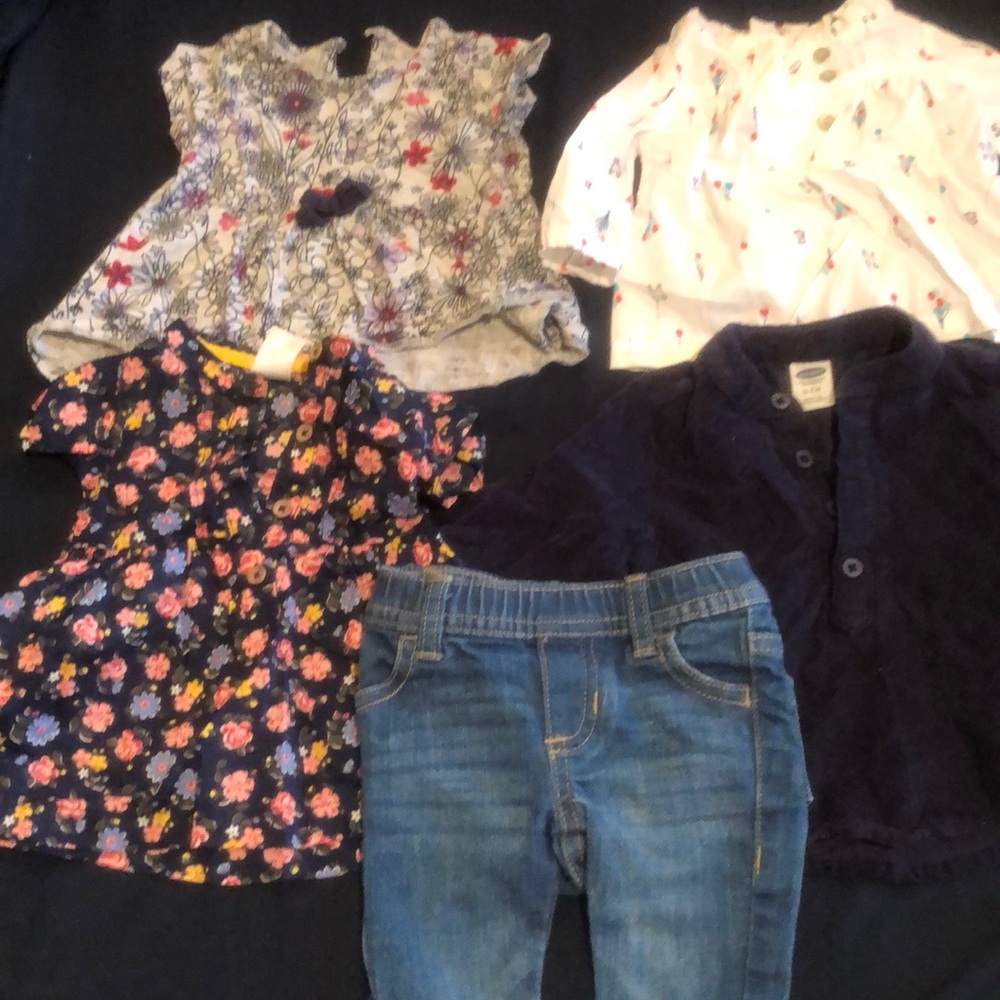 Little girls 0-3 months tops and jeans
